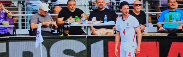 WTF? Englezi u šoku, kafana pored terena u Orlandu: Deklane, daj deset ćevapa s lukom i jedno zidarsko pivo! /VIDEO/