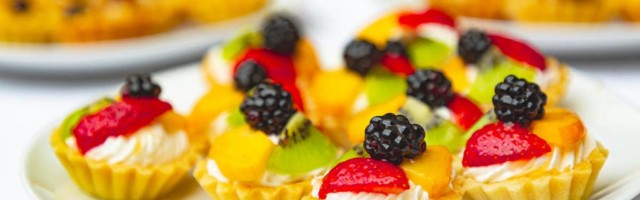 Recept za mini korpice sa voćem - ukusna i dekorativna poslastica