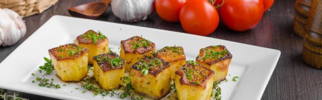 Tajni recept za najtraženiji prilog u najskupljim francuskim restoranima - fondant krompir koji se topi u ustima