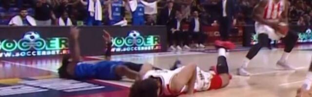Pionir se "zaledio" kad je pao Nvora i ostao da leži na parketu: Navijači Zvezde se krstili i molili Bogu
