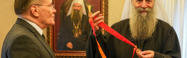 Патријарх Порфирије уручио орден Светог кнеза Лазара Алексеју Лихачову