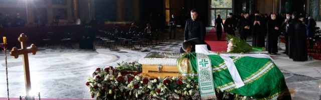 Episkop koji je služio opelo na sahrani patrijarha Irineja zaražen koronavirusom