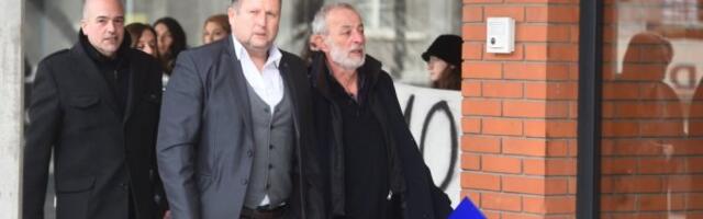 SKANDAL NA SUĐENJU MIKI ALEKSIĆU! Advokat učitelja glume izbačen sa ročišta
