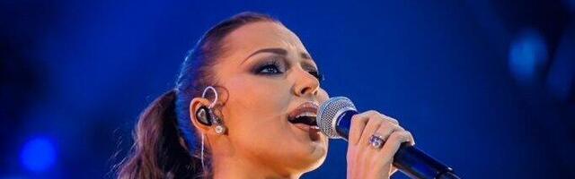 ŠOK-BOMBA ALEKSANDRE PRIJOVIĆ! Za sam kraj turneje oborila REKORD koji sve pevačice priželjkuju! (FOTO)