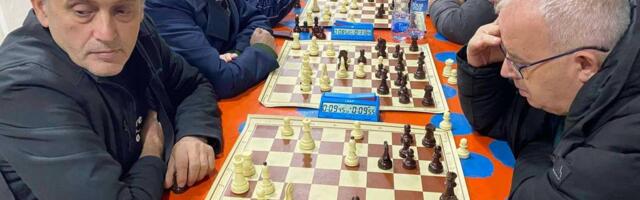 Završen tradicionalni šahovski turnir – pobednik Srđan Mitić