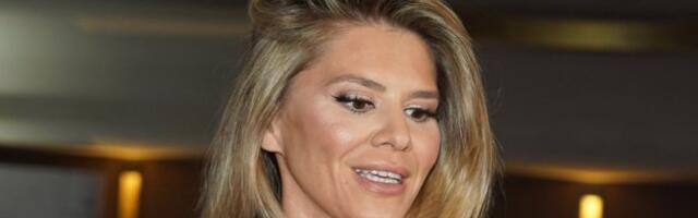 Ona će biti kuma Melini Džinović - Lepotica iz porodice Karić već stigla u Monako (FOTO)