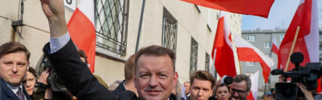Бивши пољски министар одбране вратио украјински орден