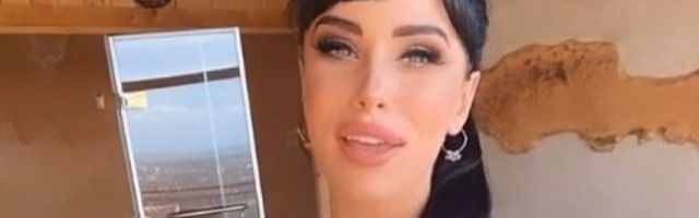 ZAKOPALE RATNE SEKIRE! Aleksandra ju je UDARILA PESICOM u Zadruzi,  a sada su postale BLISKE PRIJATELJICA! Prešle preko svega!