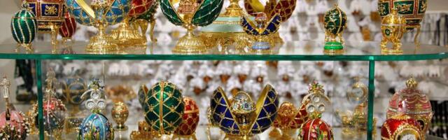 Lopov progutao Faberžeovo jaje?! U stomaku mu završilo umetničko delo ukrašeno dijamantima i safirima