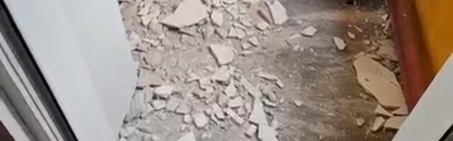 Pao plafon u specijalnoj školi “Carica Jelena” u Nišu