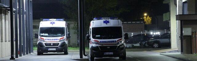 Teška saobraćajna nesreća na Keju žrtava racije: Dve osobe povređene