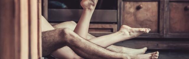 Vrhunski seks uz pomoć jastuka: 4 poze za nezaboravan užitak - probajte ih još večeras