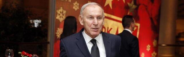 ISTOK SRBIJE I FS VOJVODINE UZ DRAGANA DŽAJIĆA! Legenda Zvezde ima 47 glasova podrske od 85!