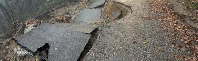 BIBLIJSKI POTOP U SLOVENIJI: Bujice provalile u kuće, odroni sekli puteve - stotine ljudi bez struje! (VIDEO)