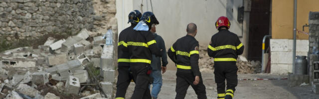 Тонгу погодила серија земљотреса