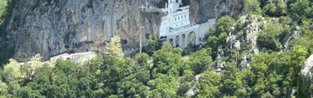 Jeziva priča oca Predraga sa Ostroga: Devojka je pala u provaliju duboku 100 metara - Sudbina koja ju je zadesila ledi krv u žilama