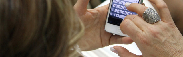 Ako provodite previše vremena na društvenim mrežama, ozbiljno utičete na vaš mozak i postajete veoma osetljiva osoba