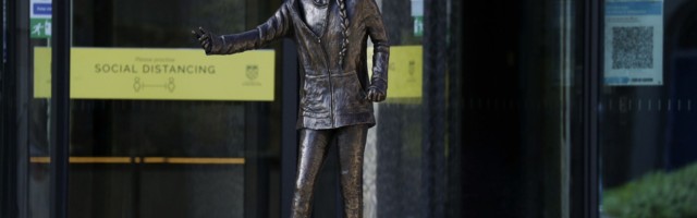 Statua Grete Tunberg izazvala polemiku zbog njenog finansiranja