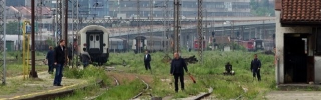 Pokušao je da ukrade čelične delove pruge, sva sreća da je zaustavljen na vreme, dosta ljudi je moglo da strada!