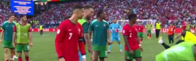 Redar jurio navijača, pa pokosio napadača Portugala (VIDEO)