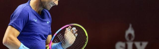 NADAL DOBIO NEVIĐEN POKLON POSLE PORAZA OD NOVAKA: Šeik se baš otvorio (FOTO)