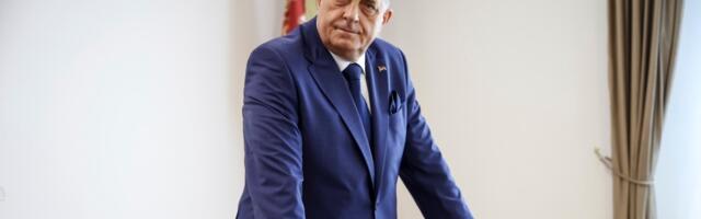 Dodik najavio pravne postupke protiv Šmita i 'praćenje' visokog predstavnika