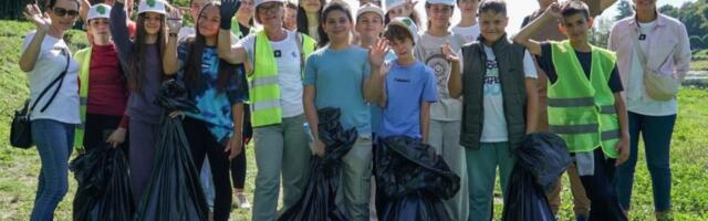 “Čisto iz ljubavi“: Deca iz Čačka tokom vikenda uklonila 70 kilograma otpada