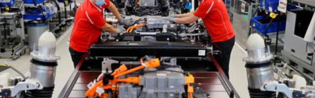 Немачка ауто индустрија изгубила више од 48.700 радних места за годину дана