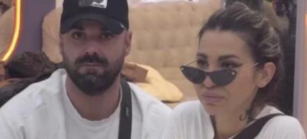 LUKA BESAN NA ANELI! Tvrdi da je trebalo da sluša drugare za sve što su je pljuvali, evo šta ga je razočaralo