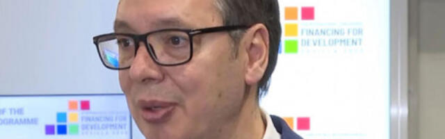 Вучић положио венац на спомен-зид погинулим припадницима САЈ-а