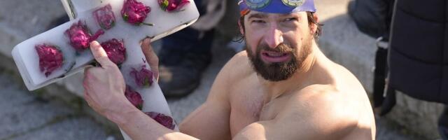 Detalji najveselijeg Bogojavljenja: Lazar prvi iz ledene Morave izvukao Časni krst, šokiraće vas OVO o njemu