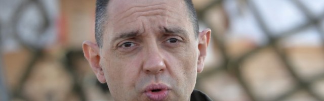 Vulin: Biti Šiptar nije sramota, ali jeste sramota tražiti od srpskog naroda da ne koristi svoj jezik