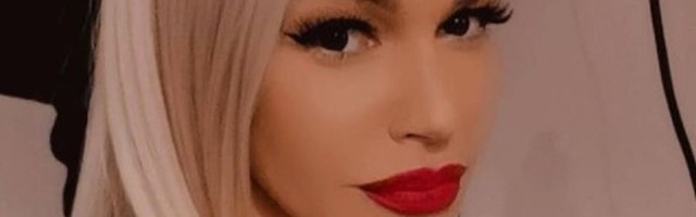 'Žena si, možeš sve': Nataša Bekvalac i njena ćerka na presladak način čestitale damama Osmi mart (FOTO)