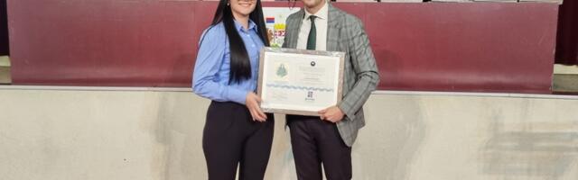 Dodeljene plakete za stipendiste  Dositeja  sa Univerziteta u Kragujevcu, Novom Pazaru i Prištini