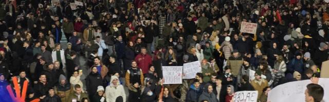 “Ostanite uz nas, tek smo počeli“: Studenti posle protesta na Slaviji poslali poruku javnosti