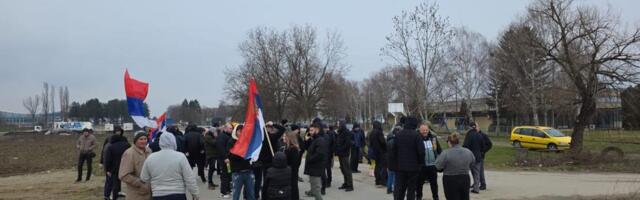 Meštani Ohridskog: Mi nemamo osnovne uslove, a gradonačelnik obećava pijace i objekte