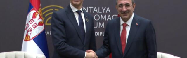 ​Мацут и Јилмаз о јачању економске сарадње и инвестиција