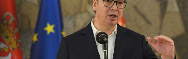 Председник Вучић се обраћа грађанима