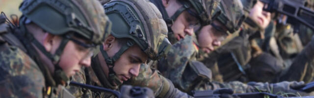 Одбрана Берлина у случају сукоба унутар НАТО-а