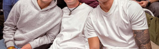 SCENA KOJA TERA SUZE NA OČI: Mihini sinovi bodre Zvezdu usred Italije! (FOTO/VIDEO)