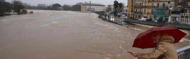 ​Три департмана у Француској под наранџастим нивоом упозорења због поплава