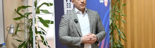 MLADI I DIJASPORA KLJUČ BUDUĆNOSTI SRBIJE: Đorđe Milićević razgovarao sa mladima Smederevu (FOTO)