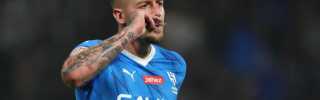 SMS skočio preko oblaka: Novi gol Srbina za nadu u titulu /VIDEO/