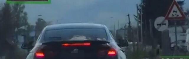 Maloletnik divljao BMW-om, policija došla ocu na vrata i uzela mu vozilo!