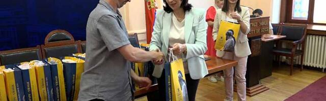 Prijem za davaoce krvi u Gradskoj kući (VIDEO)