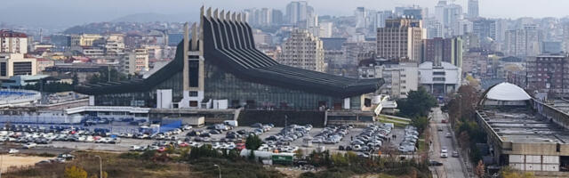 Zaposleni u makedonskom MUP uhapšen u Prištini zbog falsifikovanja kovanica od 2 evra