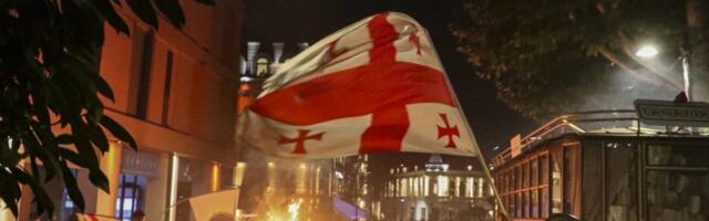 (VIDEO) „Šamar društvu“: Kako je jedna fotografija sa autoritarnim liderom izazvala nove proteste u Gruziji