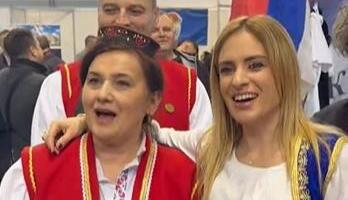 "NEMA RAJA BEZ RODNOGA KRAJA" Ministarka Stamenkovski zapevala sa Krajišnicima na Sajmu zavičaja (VIDEO)
