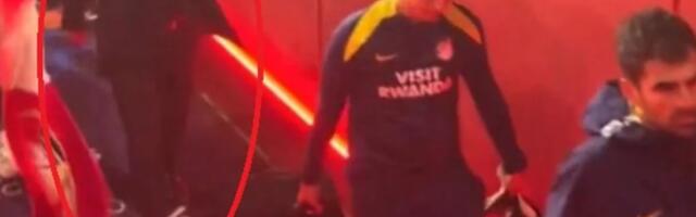 Simeone gazi svetinju Arsenala: Argentinac bacio mrlju na spektakl /VIDEO/