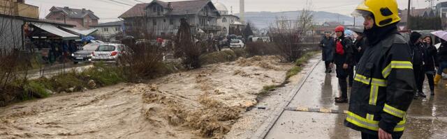 TRAGEDIJA U NOVOM PAZARU –  Dvije osobe se udavile, upali u rijeku Trnavicu (Video)